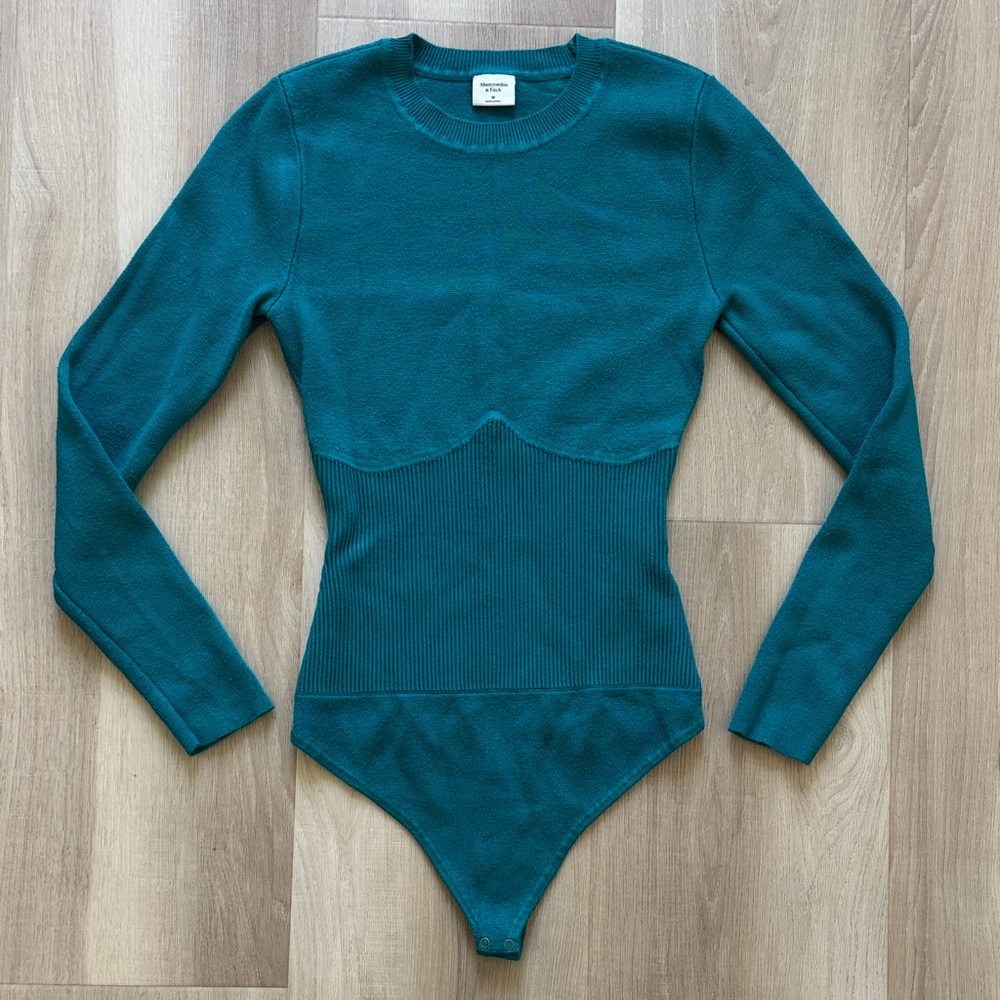 A&F - Long Sleeve Knit Sweater Bodysuit